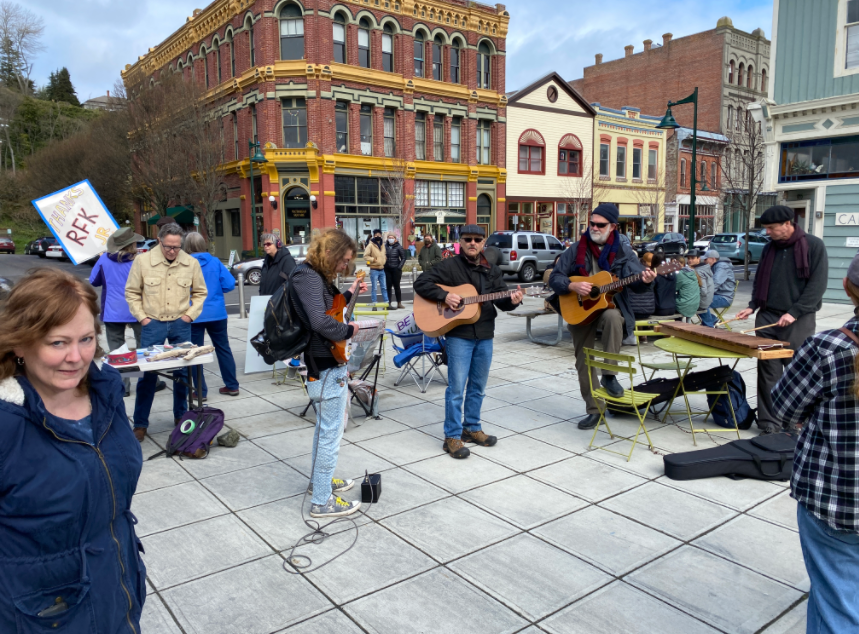 Weekly Rallies for Freedom Come to Port Townsend